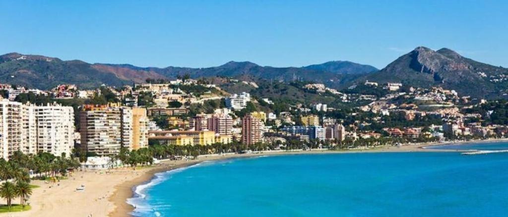 Malagueta 1 Linea De Playa Lägenhet Málaga Exteriör bild
